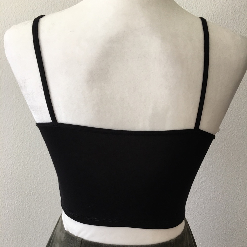 Strappy Crop Top - Picture 3 of 3